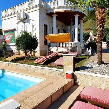 Holiday home Chalet Santa Teresa -
